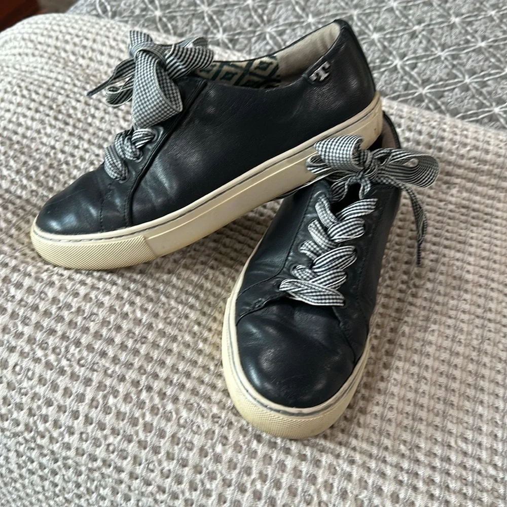 Tory Burch Navy Leather sneakers with Checkered ribbon laces Laces 6.5 M